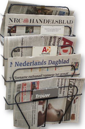 Dutch_newspapers300x453.jpg